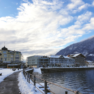 四个小萝莉被爆菊楠楠
